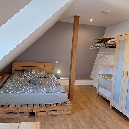 Bielefeld Zentral Komplette Fewo, 4 Schlafbereiche Bis Zu 8 Personen מראה חיצוני תמונה