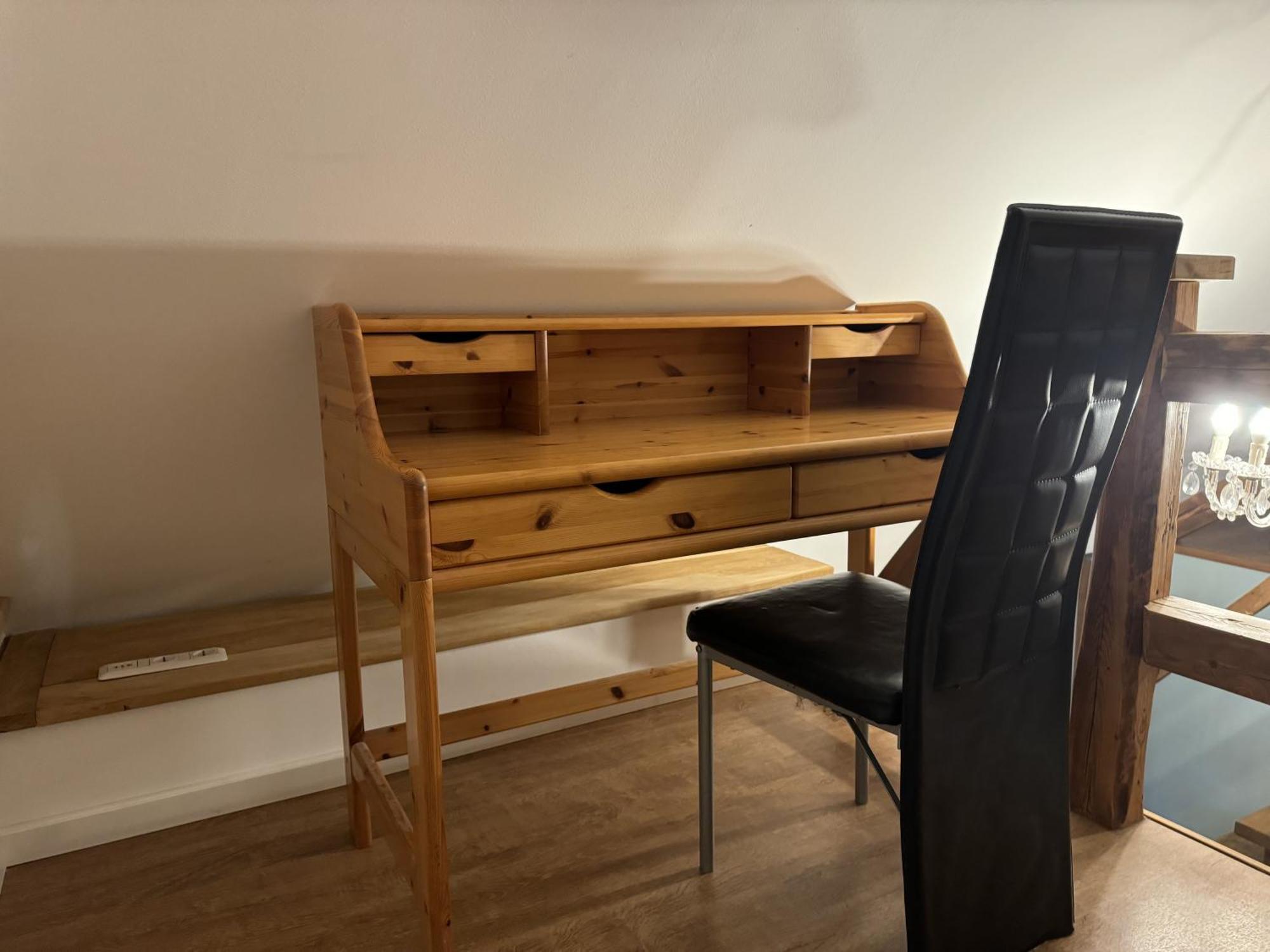 Bielefeld Zentral Komplette Fewo, 4 Schlafbereiche Bis Zu 8 Personen מראה חיצוני תמונה
