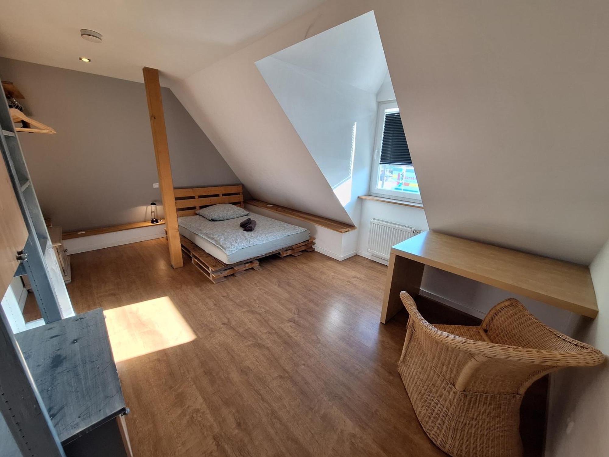 Bielefeld Zentral Komplette Fewo, 4 Schlafbereiche Bis Zu 8 Personen מראה חיצוני תמונה