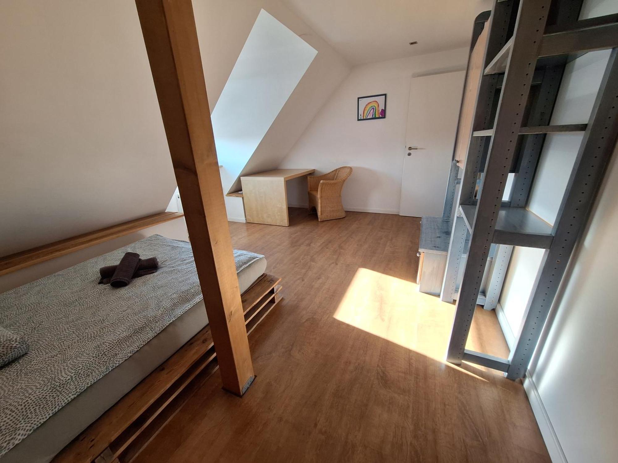 Bielefeld Zentral Komplette Fewo, 4 Schlafbereiche Bis Zu 8 Personen מראה חיצוני תמונה